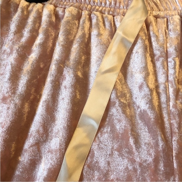 Pink Pants - Picture 2 of 3